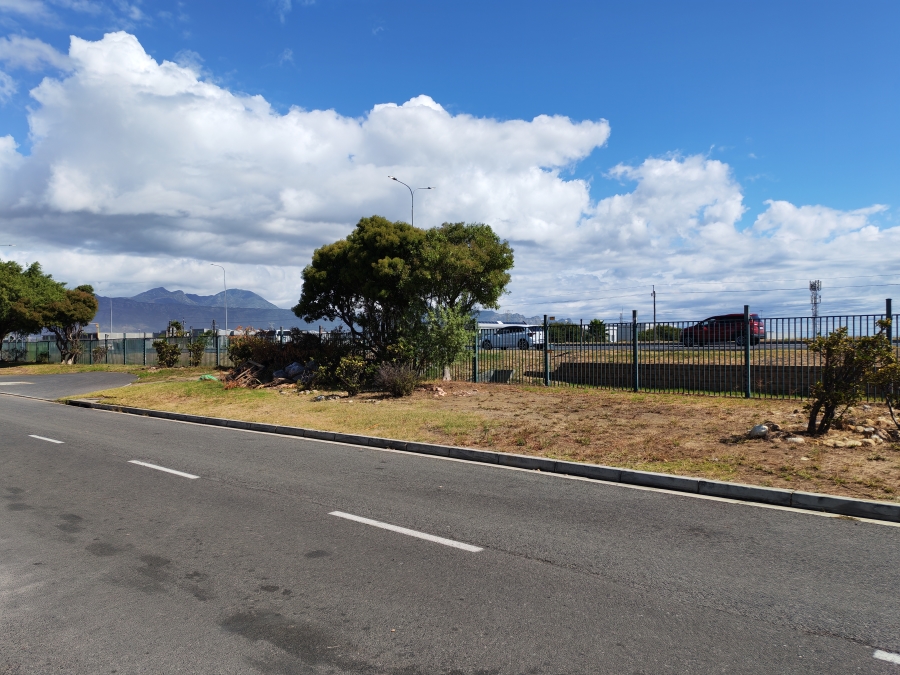 To Let commercial Property for Rent in Somerset West Business Park Western Cape